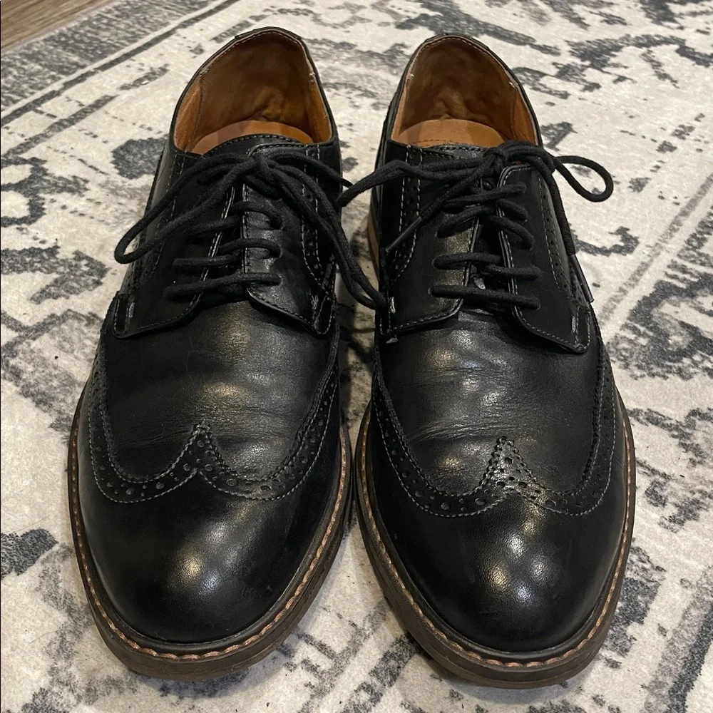 Vionic Bruno Wingtip Shoes